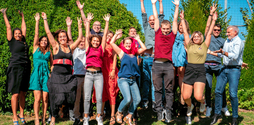 photo de groupe des collaborateurs de l'agence