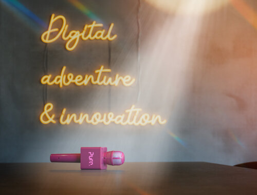 🎬 Vœux 2026 : L’agence se transforme en studio !